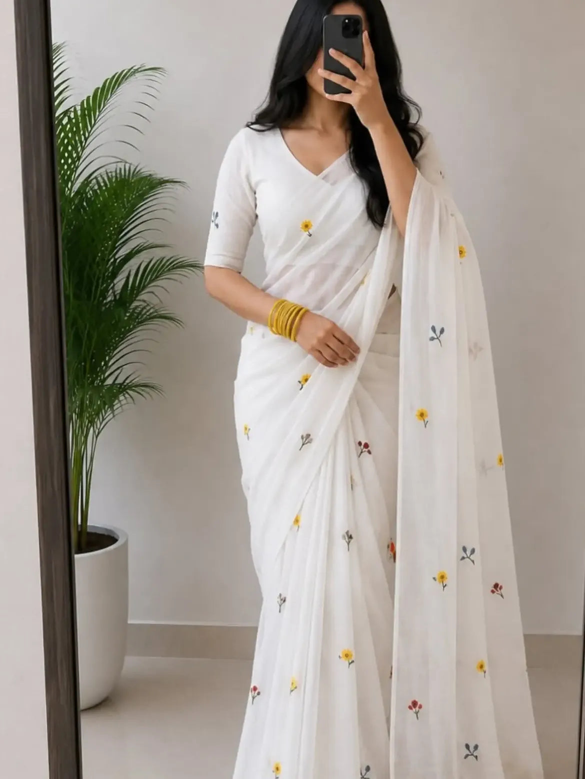 White Small Floral Motif Saree