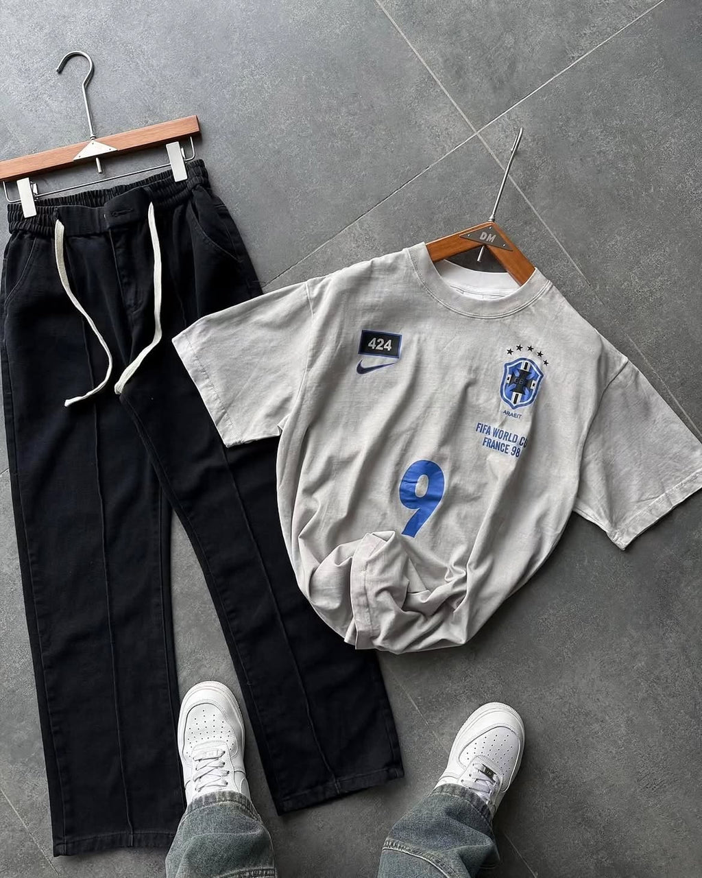 Football Crest Number 9 Graphic T-Shirt