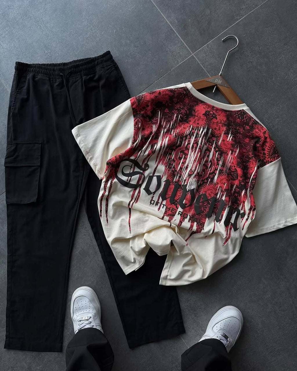 Souvenir Ornamental Graphic T-Shirt