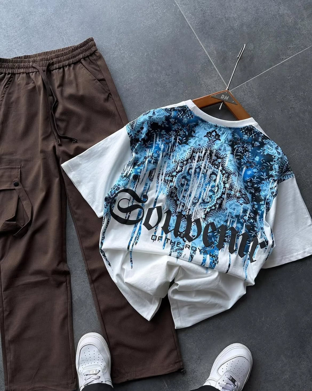 Souvenir Ornamental Graphic T-Shirt