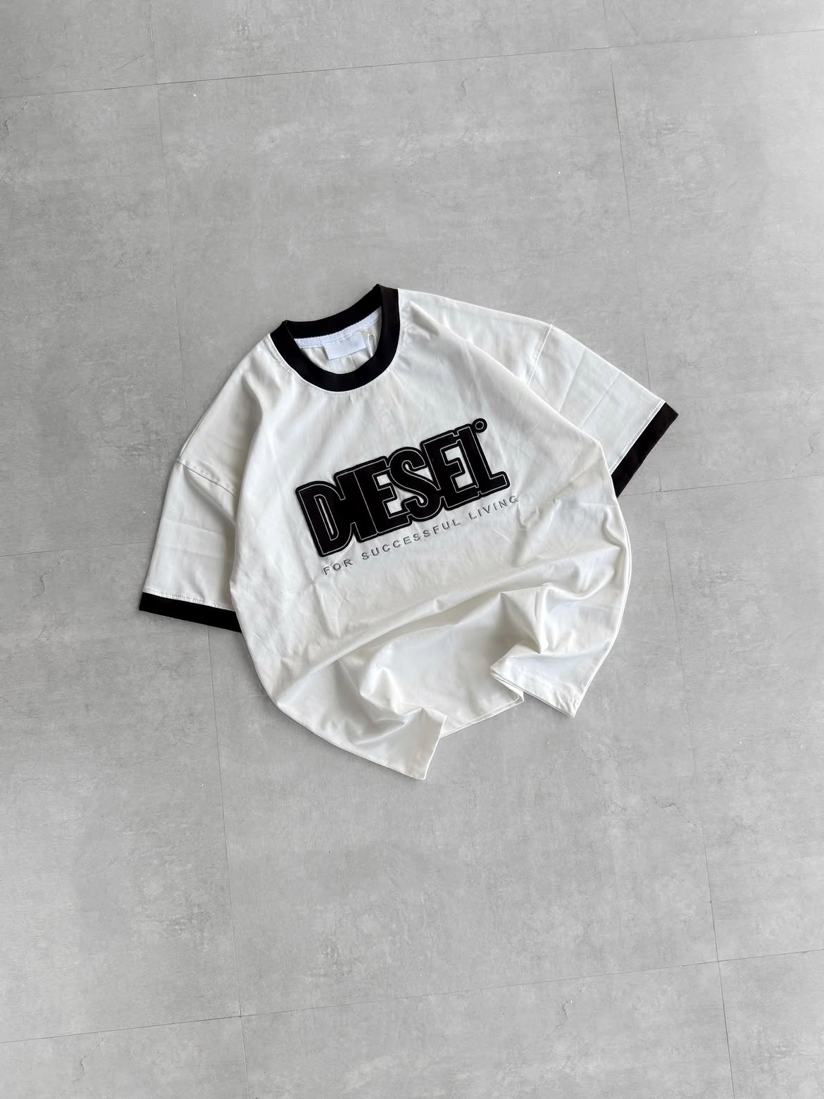 Men's Oversized Graphic T-Shirt | Contrast Collar Casual Tee