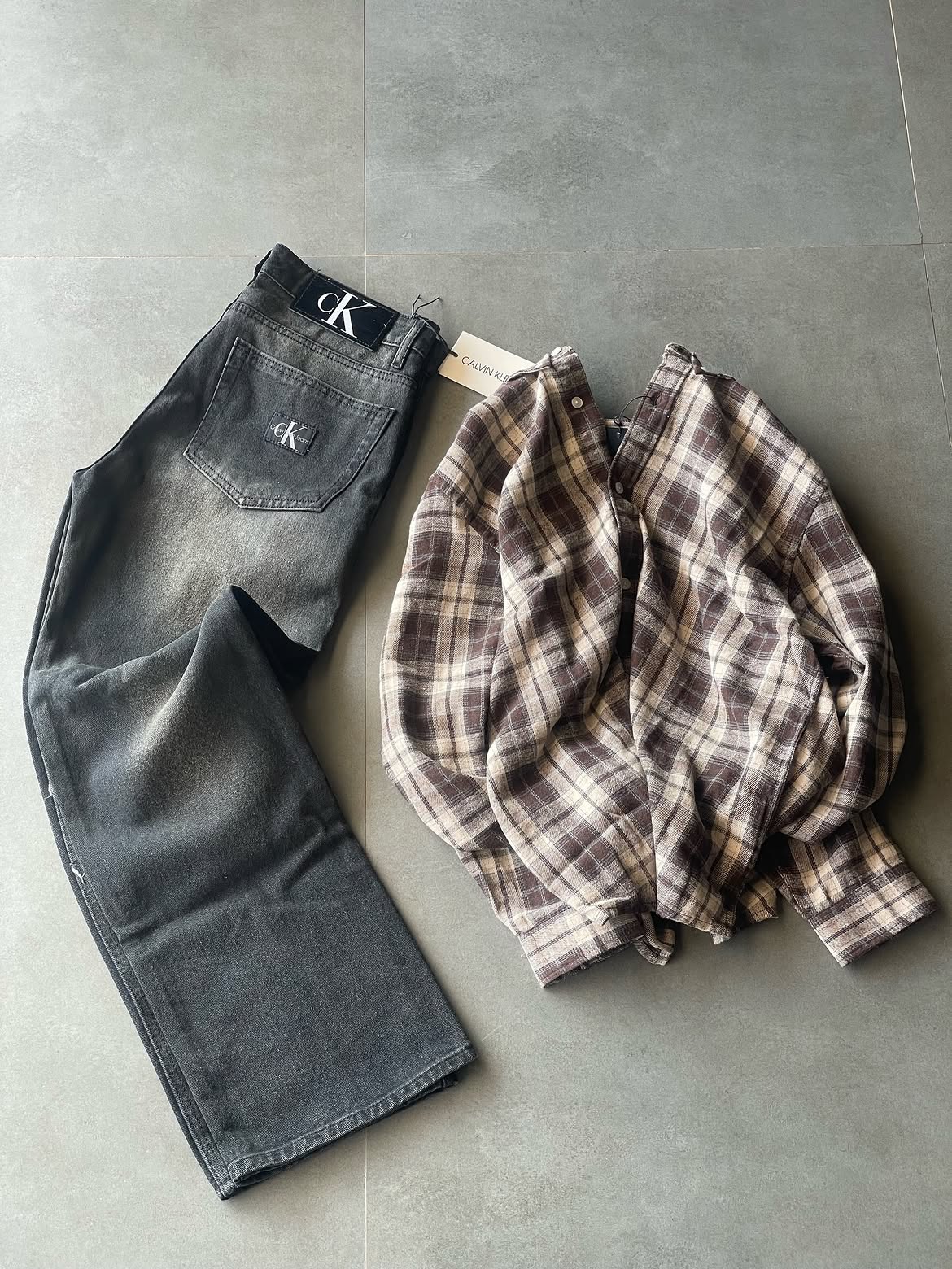 Vintage Washed Wide-Leg Jeans & Plaid Shirt Combo Product Type:
