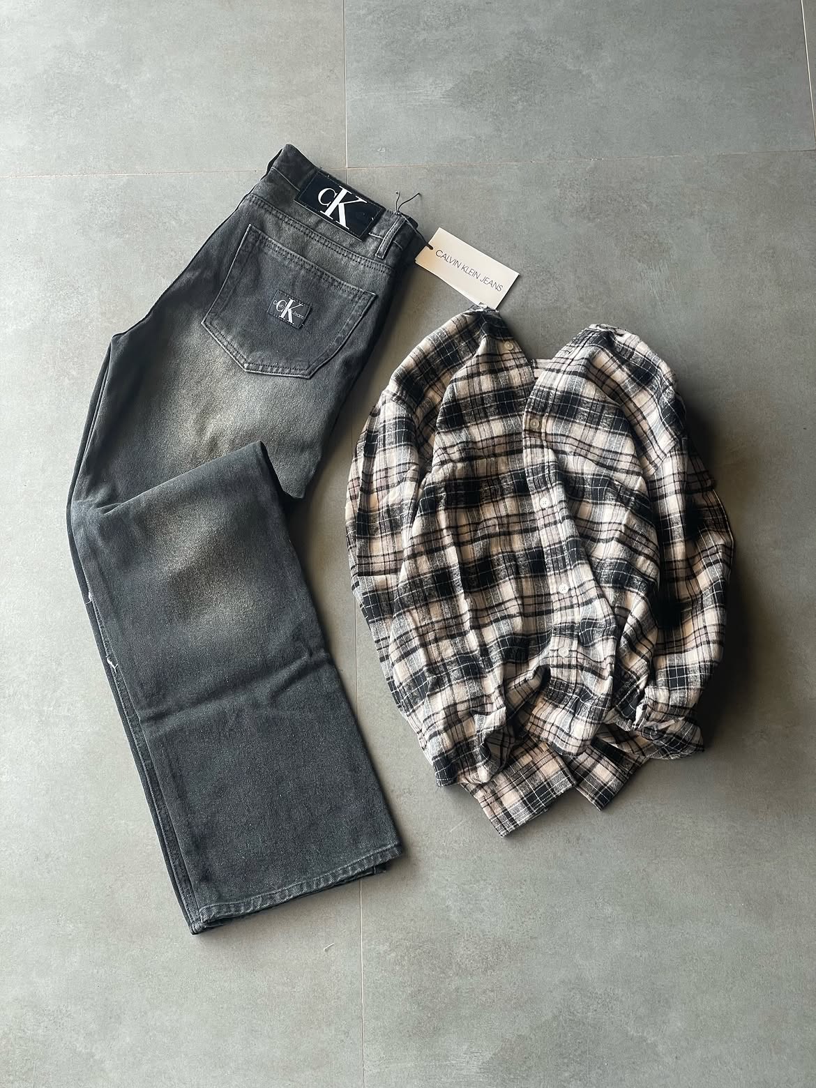 Vintage Washed Wide-Leg Jeans & Plaid Shirt Combo Product Type: